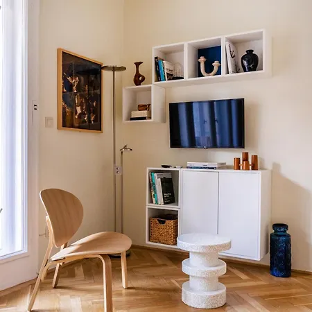 Pannonia View Delight *