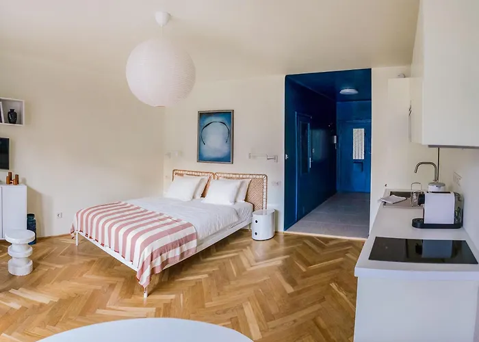 Pannonia View Delight * Budapest