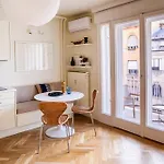 Pannonia View Delight Apartman *